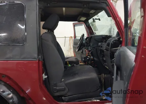 2013 Jeep Wrangler Sport z USA, uszkodzony, nr VIN 1C4AJWAG7DL511113